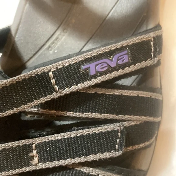 Stylish Black adjustable strap Teva Tierra Sandal 4266 - Picture 9 of 12